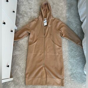 Nike Sportswear Phoenix Fleece
Women's Oversized Long Full-Zip Hoodie